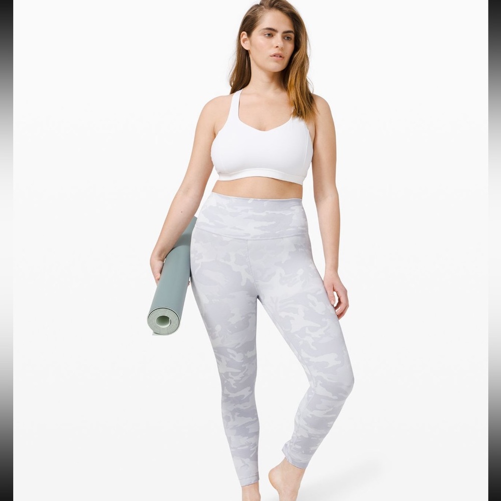 Lululemon White Camo Wunder Under 25 in Legging